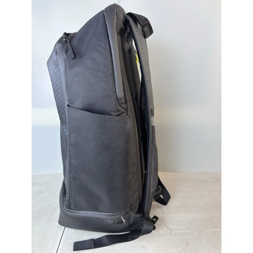 VESSEL Signature Backpack Bag Synthetic Leather Black TENNIS Laptop READ